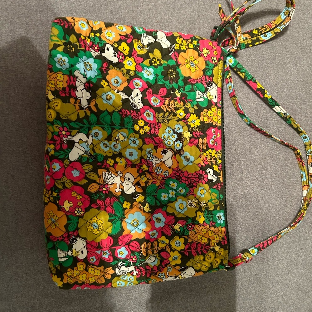 Vera Bradley peanuts garden large hipster